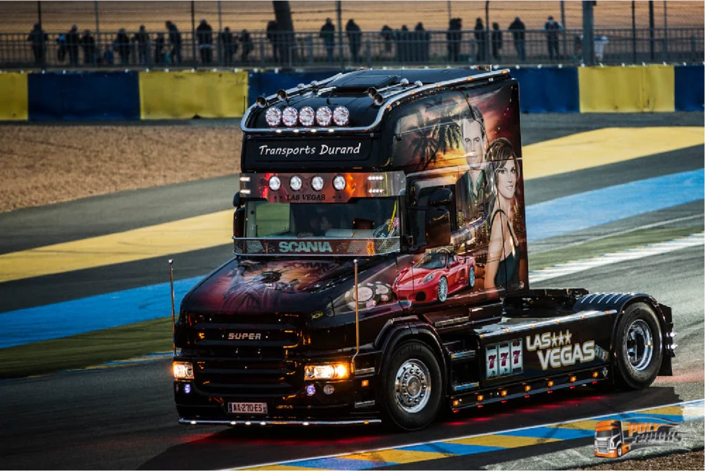 Camion tuning inspiré de Las Vegas aux 24h du Mans Camion 2025